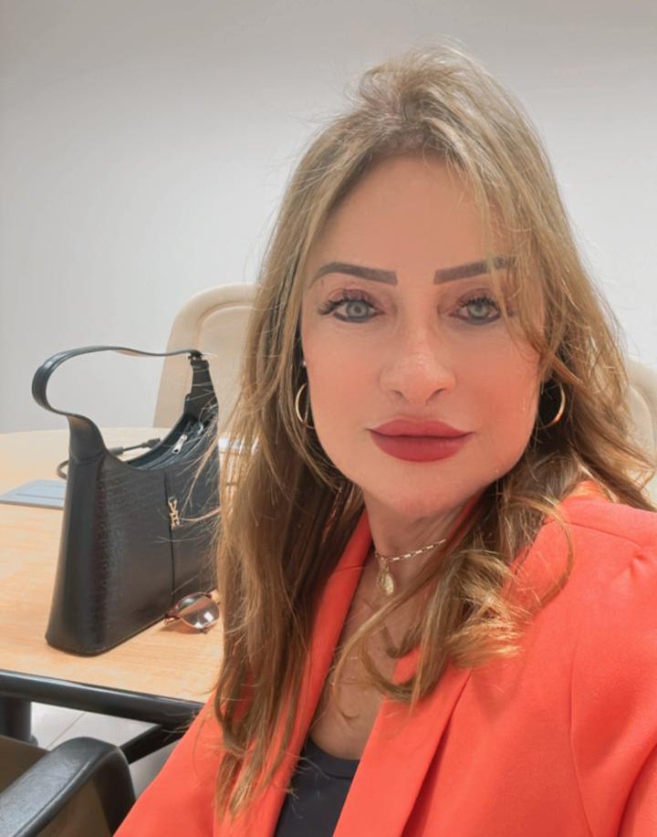 Denise Simões