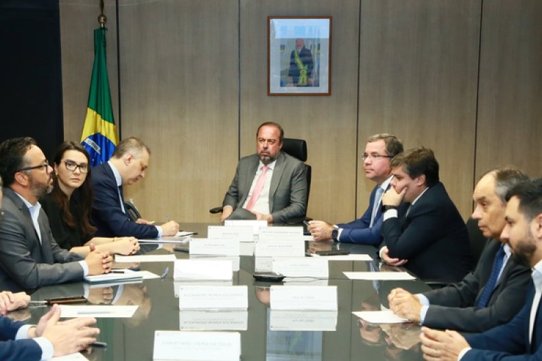 Silveira cobra plano de contingência do ONS para crise energética